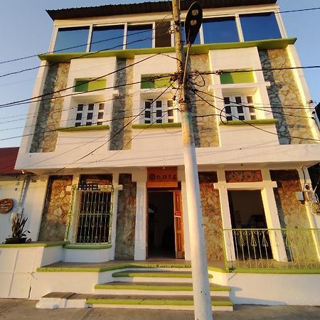 Natz Hotel Флорес Экстерьер фото