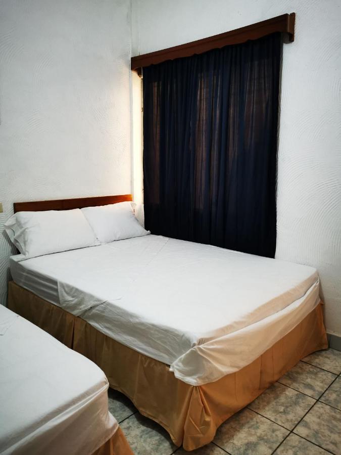 Natz Hotel Флорес Экстерьер фото